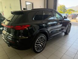 
										AUDI Q5 TDI QUATTRO NERA S LINE SPORT EDITION pieno									