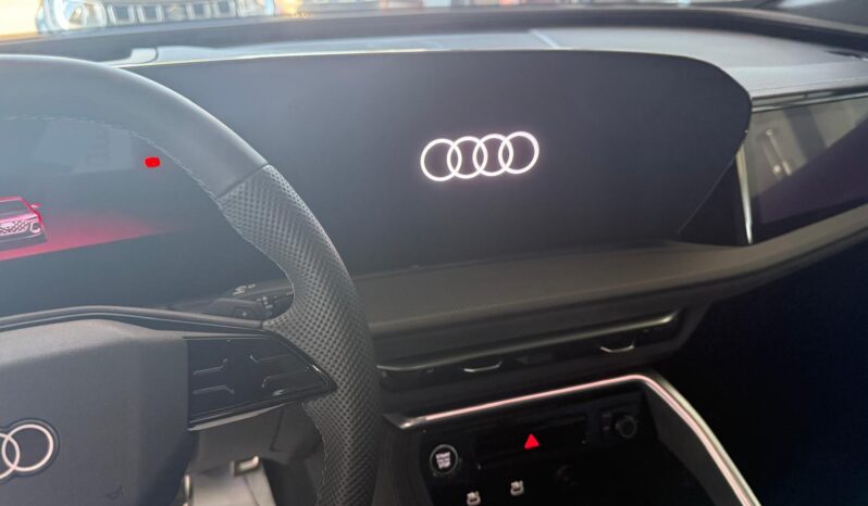 
								AUDI Q5 TDI QUATTRO NERA S LINE SPORT EDITION pieno									