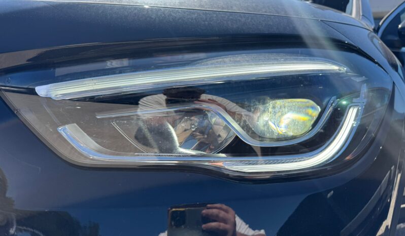 
								Mercedes GLA 180D 2021 pieno									