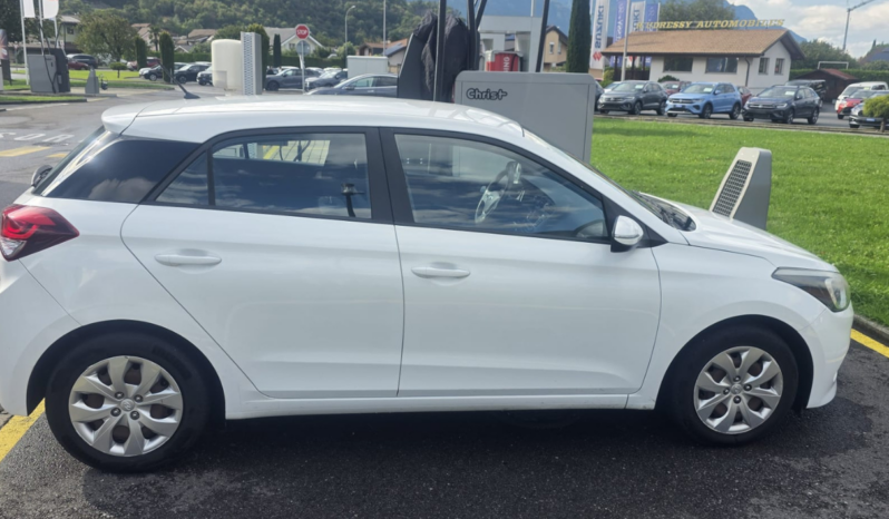 
								Hyundai i20 1.0 Diesel pieno									